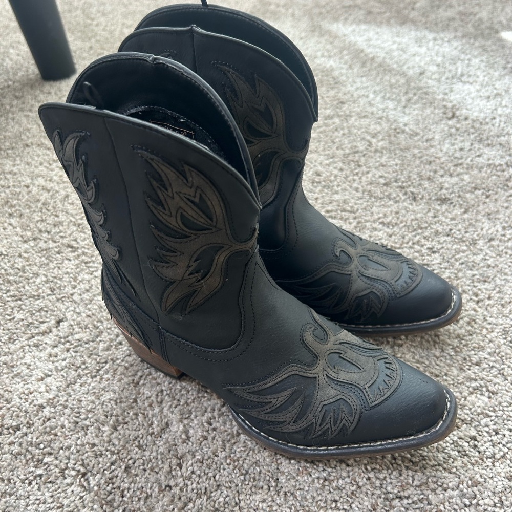 Black Western Cowboy Boots